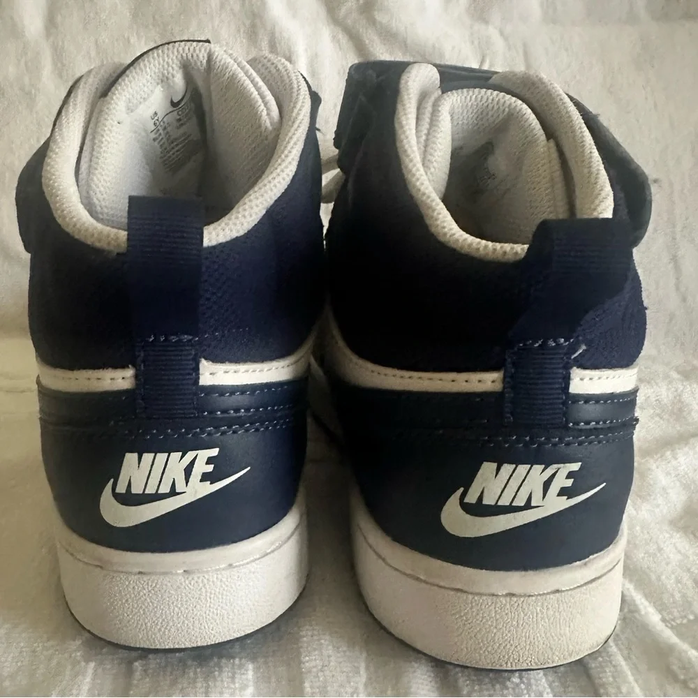 Nike Court Borough 2 Mid  Sneakers - White/Navy - Size 6Y